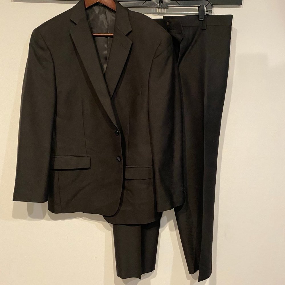 Calvin Klein Men's Black Suit